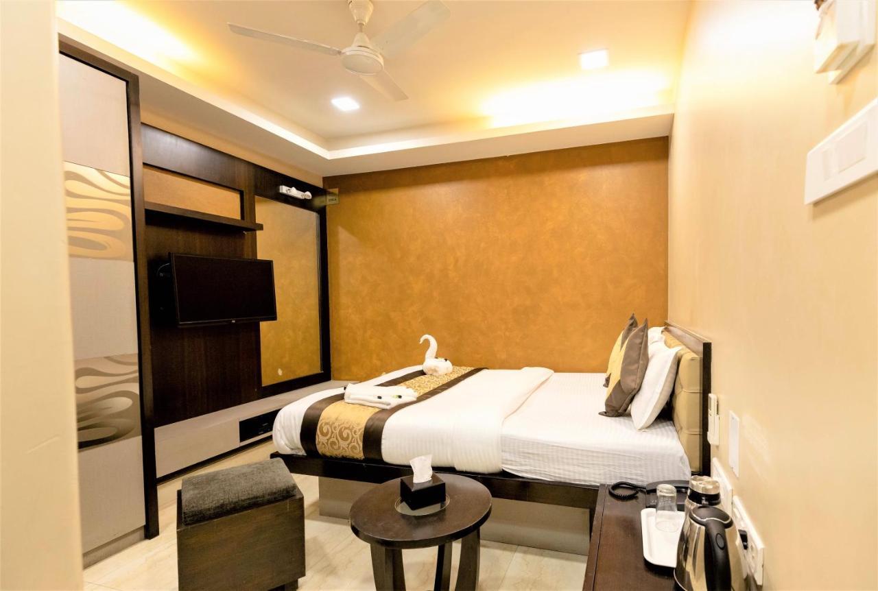 Colaba Suites - Near Taj Hotel, Bombaj Zewnętrze zdjęcie